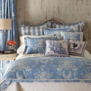 Sherry Kline King Size Bedding Set + Curtains